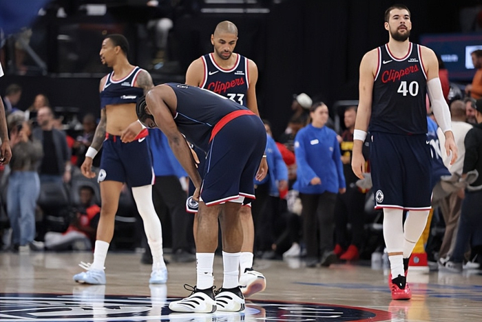 德甲赛程吃紧,洛杉矶快船集结日豪取连胜,引发热议,轮换策略成焦点 德甲赛程吃紧,洛杉矶快船集结日豪取连胜,引发热议,轮换策略成焦点