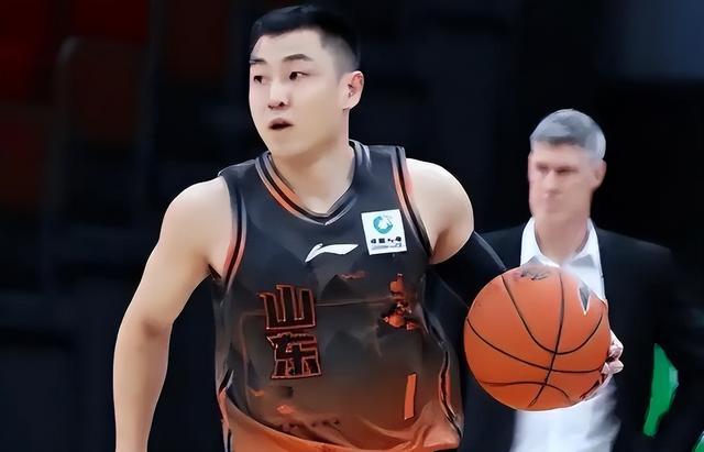 开云首页APP-转折点！山东男篮强势反弹，CBA季后赛赛后攻防权衡，目标明确，训练强度明显提升的简单介绍