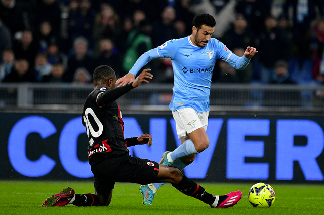 拉齐奥内部会议纪要流出:关键时刻回应争议,德国杯使命明确,年轻球员得到机会(德约回应争议事件) 拉齐奥内部会议纪要流出:关键时刻回应争议,德国杯使命明确,年轻球员得到机会(德约回应争议事件)